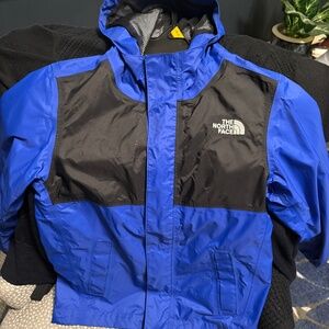 North Face Youth Small 7/8 Rain Coat